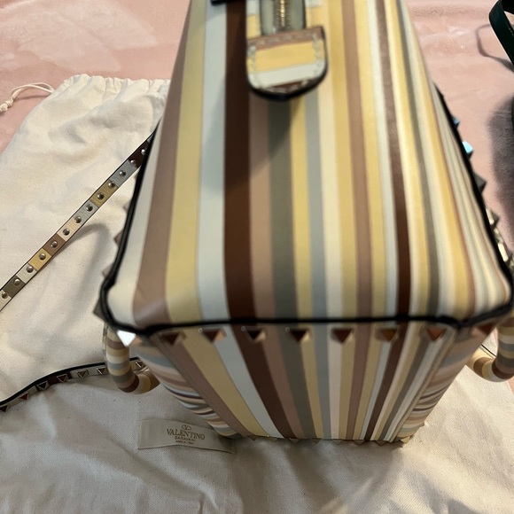 Authentic Valentino Rockstud Native Couture handbag - Picture 7 of 11